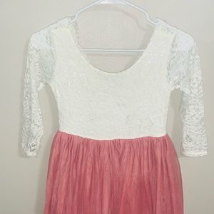 Girls dress size 10, mauve/dusty rose in color.